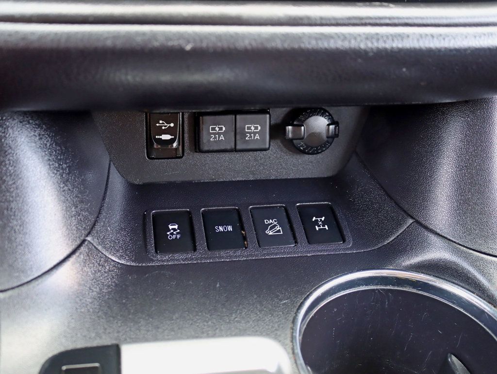 2019 Toyota Highlander SE V6 AWD - 23081012 - 15