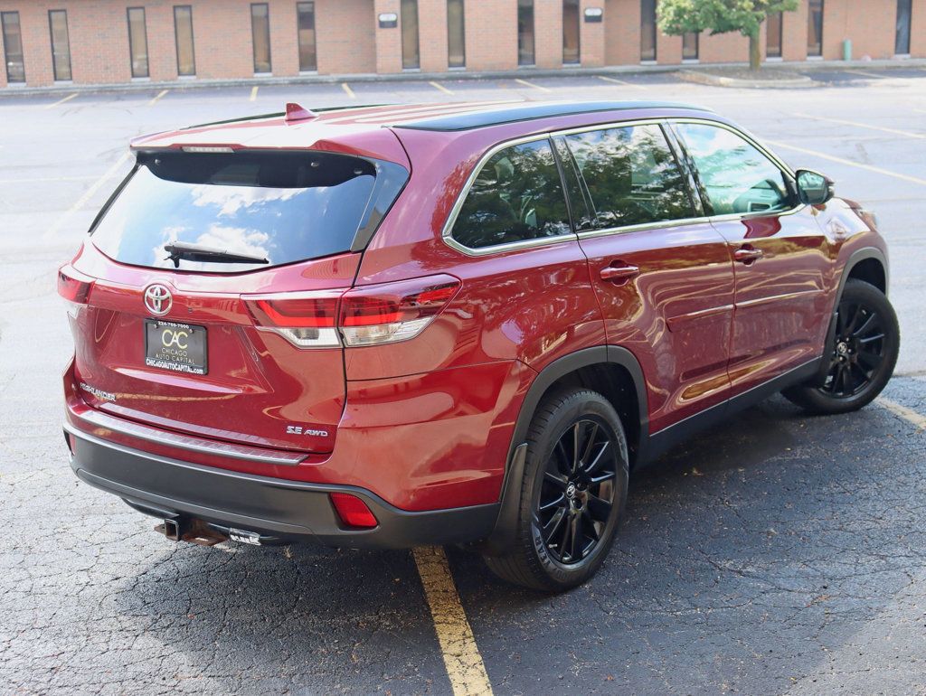 2019 Toyota Highlander SE V6 AWD - 23081012 - 2