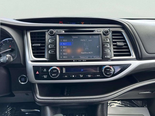 2019 Toyota Highlander SE V6 AWD - 23059565 - 26