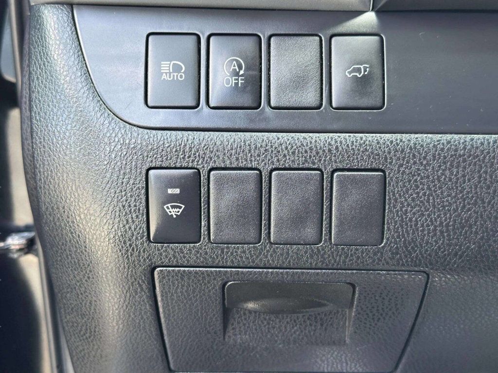 2019 Toyota Highlander SE V6 AWD - 23059565 - 31