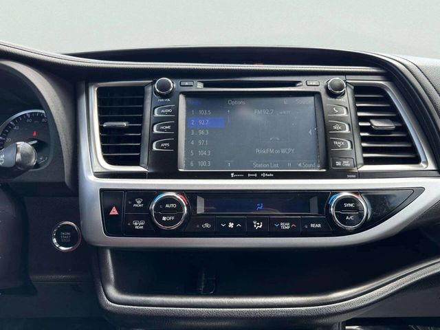 2019 Toyota Highlander SE V6 AWD - 23059565 - 36