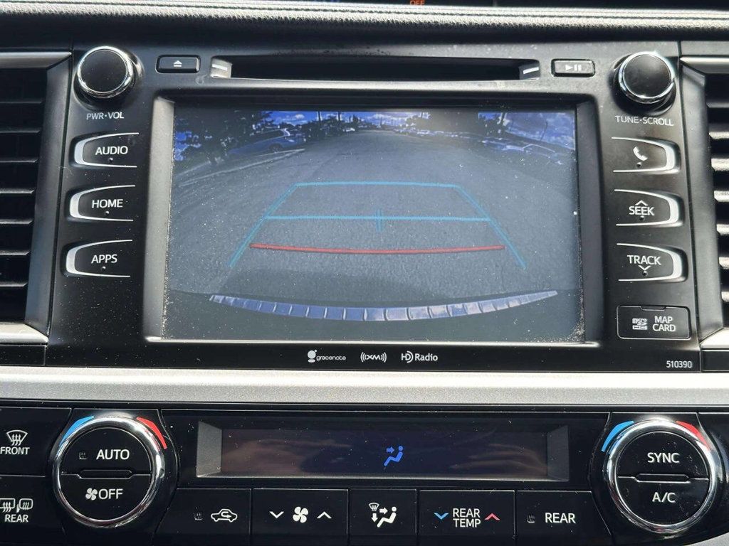2019 Toyota Highlander SE V6 AWD - 23059565 - 37