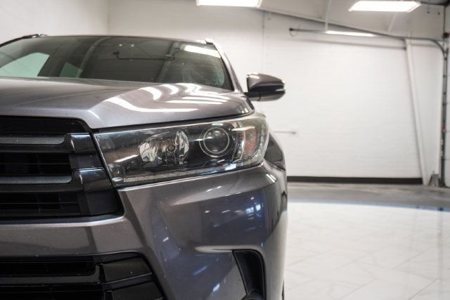 2019 Toyota Highlander SE V6 AWD - 23080744 - 34
