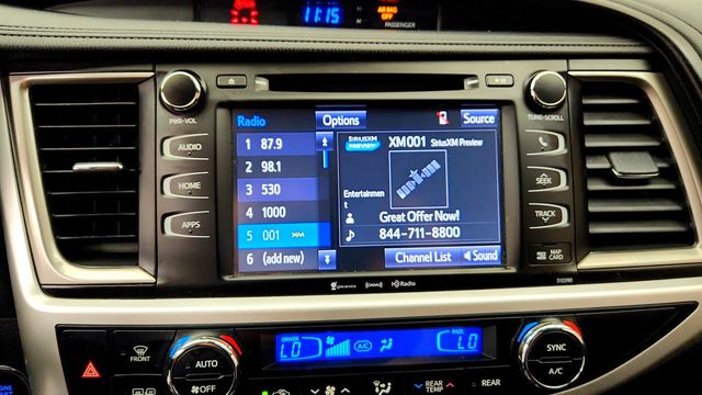2019 Toyota Highlander SE V6 AWD - 23068845 - 18