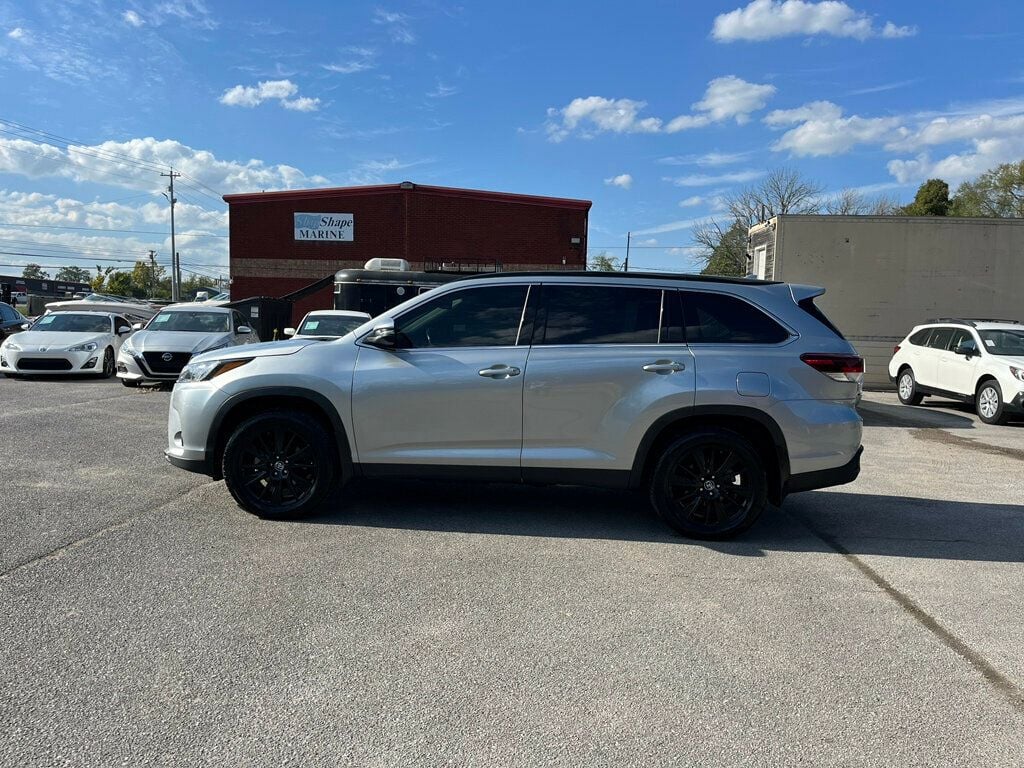 2019 Toyota Highlander SE V6 FWD - 22619366 - 4