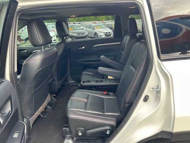 2019 Toyota Highlander SE V6 FWD - 23033963 - 7