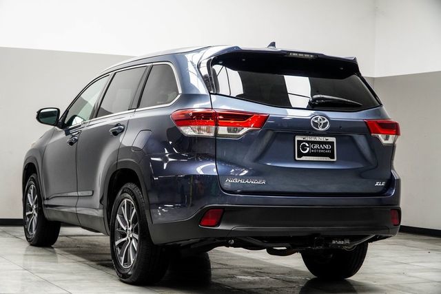 2019 Toyota Highlander SE V6 FWD - 22899372 - 9