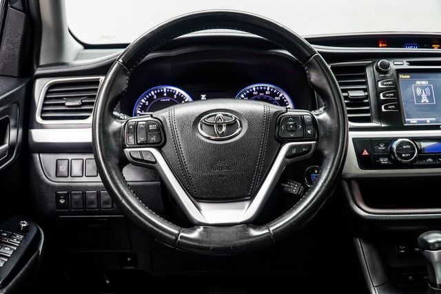 2019 Toyota Highlander SE V6 FWD - 22899372 - 14