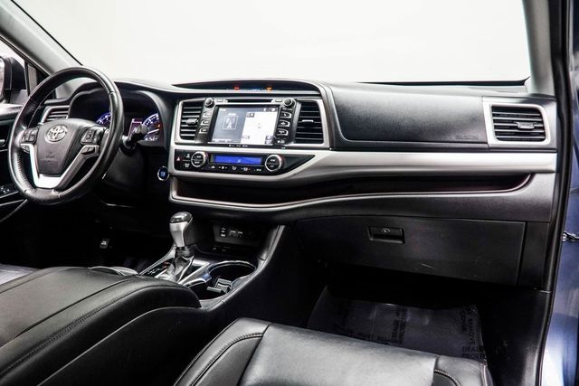 2019 Toyota Highlander SE V6 FWD - 22899372 - 15