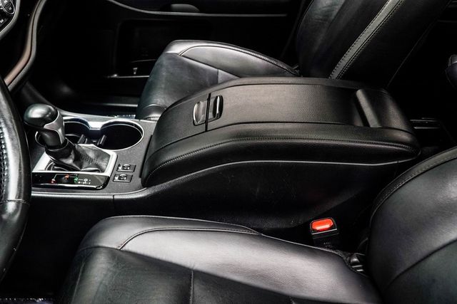 2019 Toyota Highlander SE V6 FWD - 22899372 - 16