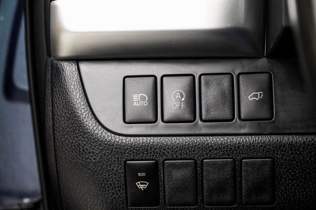 2019 Toyota Highlander SE V6 FWD - 22899372 - 28