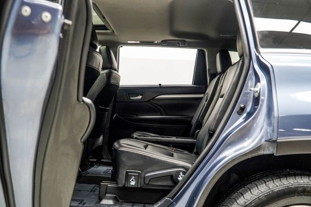 2019 Toyota Highlander SE V6 FWD - 22899372 - 35