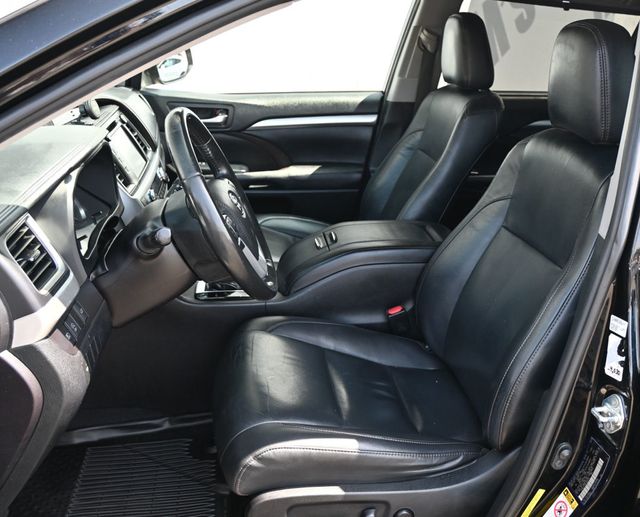 2019 Toyota Highlander XLE - 23062399 - 14