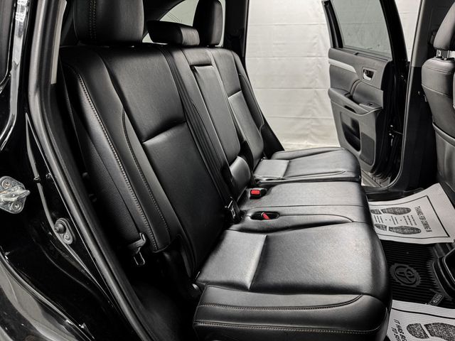 2019 Toyota Highlander XLE AWD - 23090014 - 11