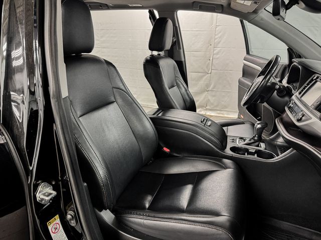 2019 Toyota Highlander XLE AWD - 23090014 - 12