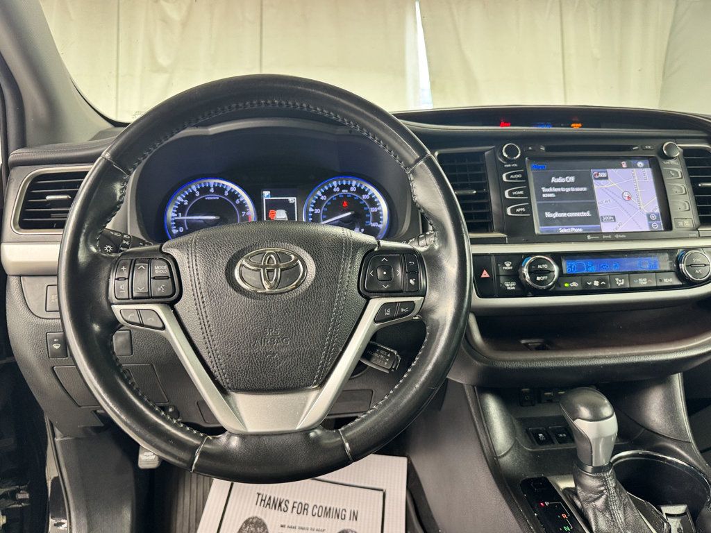 2019 Toyota Highlander XLE AWD - 23090014 - 14