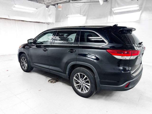 2019 Toyota Highlander XLE AWD - 23090014 - 2