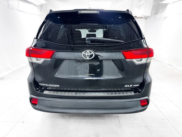 2019 Toyota Highlander XLE AWD - 23090014 - 4
