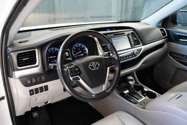 2019 Toyota Highlander XLE V6 - 23076915 - 12