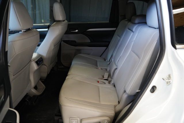 2019 Toyota Highlander XLE V6 - 23076915 - 36