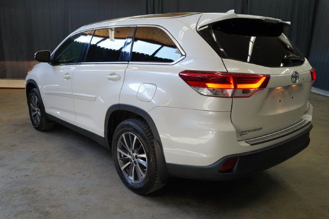 2019 Toyota Highlander XLE V6 - 23076915 - 4