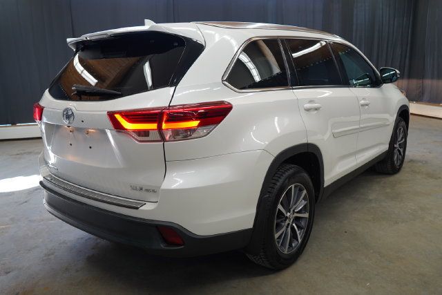 2019 Toyota Highlander XLE V6 - 23076915 - 6