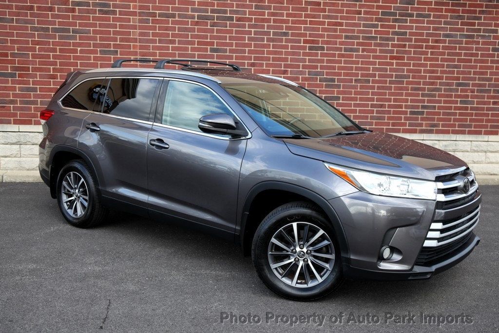 2019 Toyota Highlander XLE photo 9