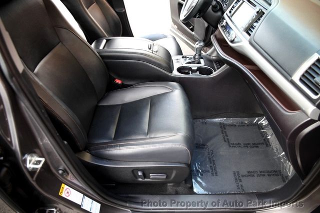 2019 Toyota Highlander XLE V6 AWD - 22843568 - 27