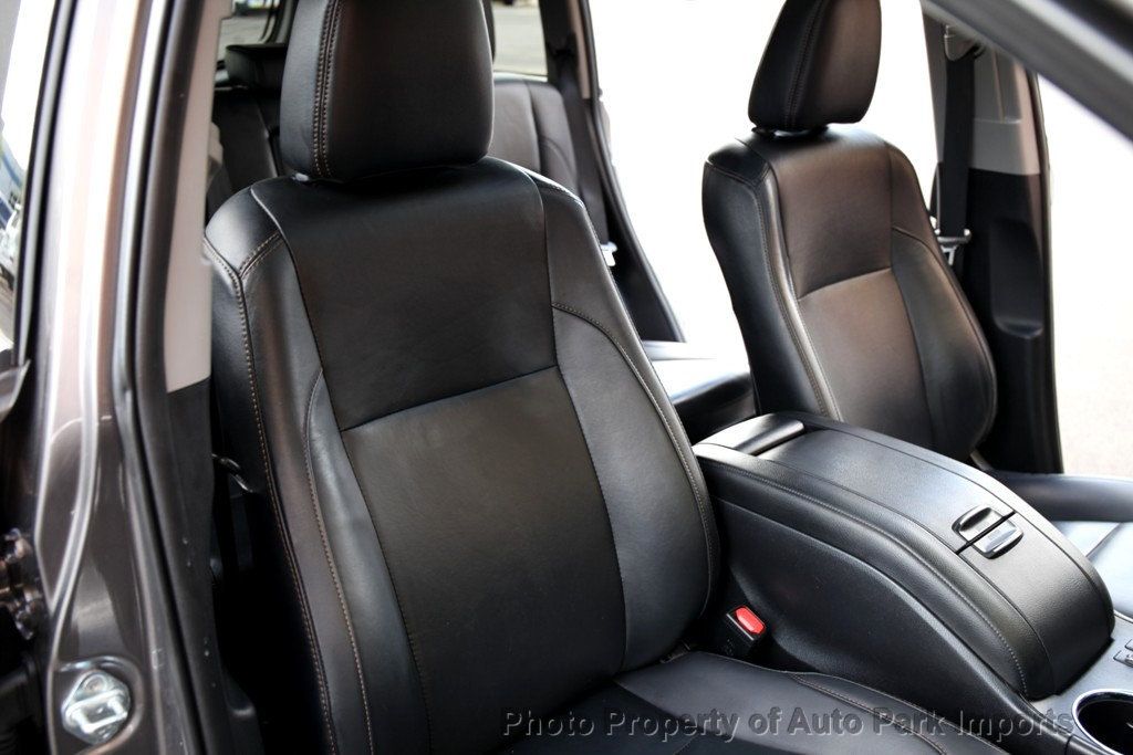 2019 Toyota Highlander XLE photo 29
