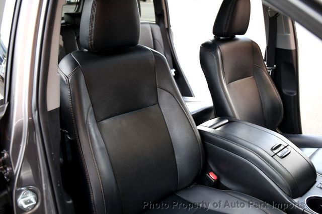 2019 Toyota Highlander XLE V6 AWD - 22843568 - 29