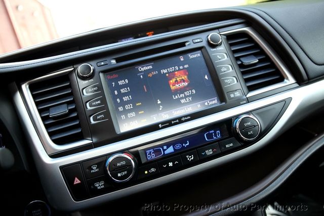 2019 Toyota Highlander XLE V6 AWD - 22843568 - 33