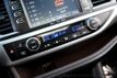 2019 Toyota Highlander XLE V6 AWD - 22843568 - 34