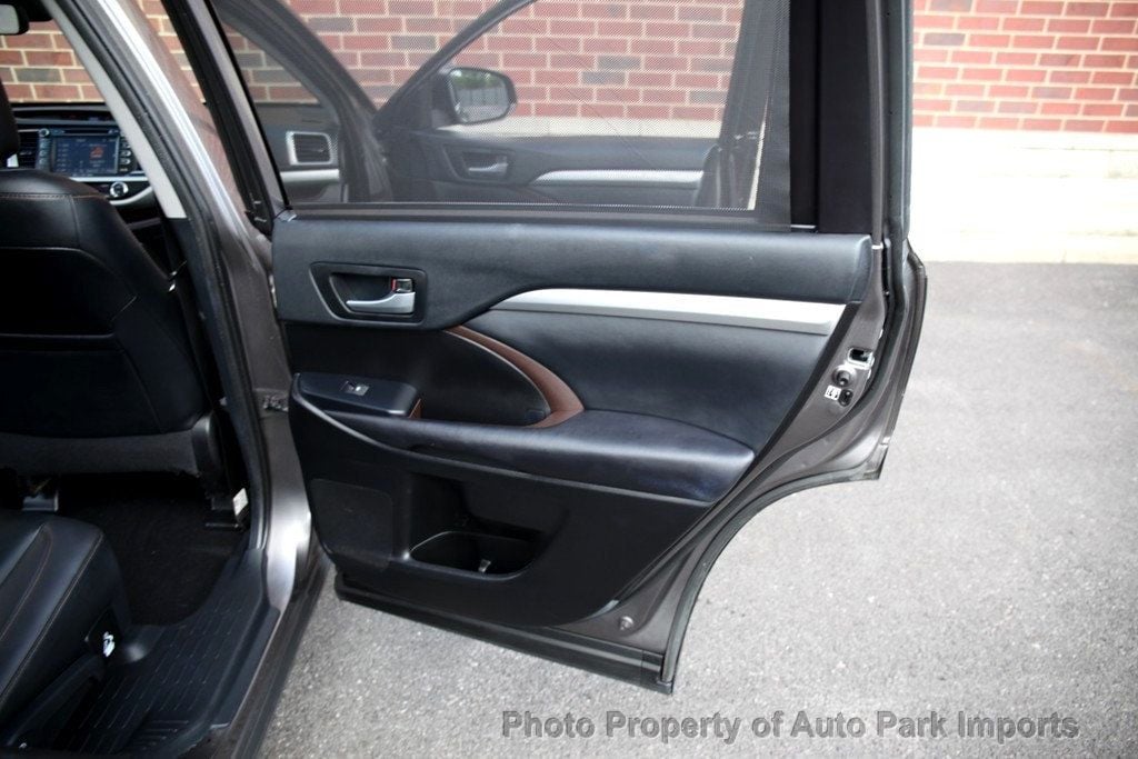 2019 Toyota Highlander XLE photo 45