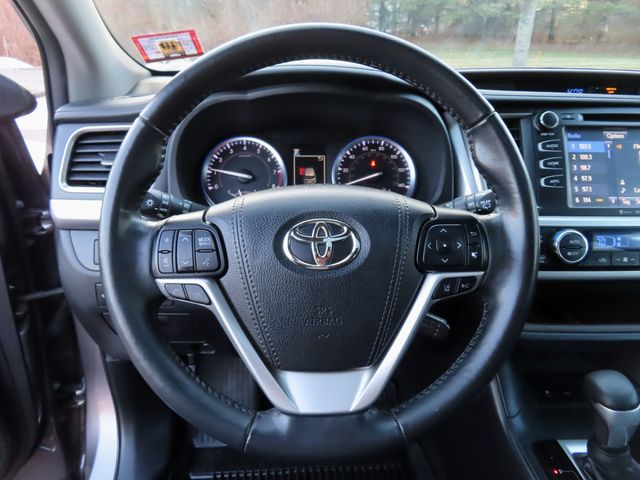 2019 Toyota Highlander XLE V6 AWD - 22967976 - 44