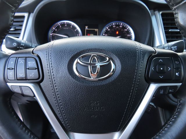 2019 Toyota Highlander XLE V6 AWD - 22967976 - 45