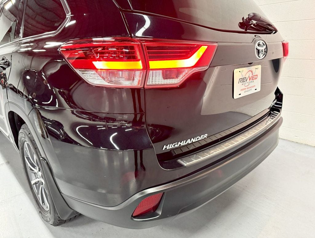 2019 Toyota Highlander XLE V6 AWD - 22671476 - 10