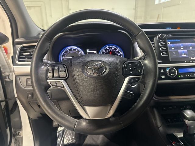 2019 Toyota Highlander XLE V6 AWD - 22994504 - 10