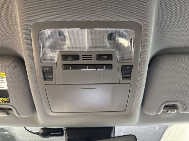 2019 Toyota Highlander XLE V6 AWD - 22994504 - 24