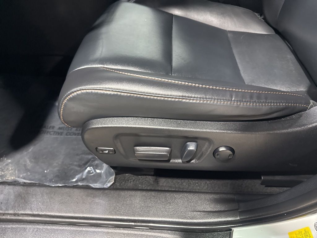 2019 Toyota Highlander XLE V6 AWD - 22994504 - 28