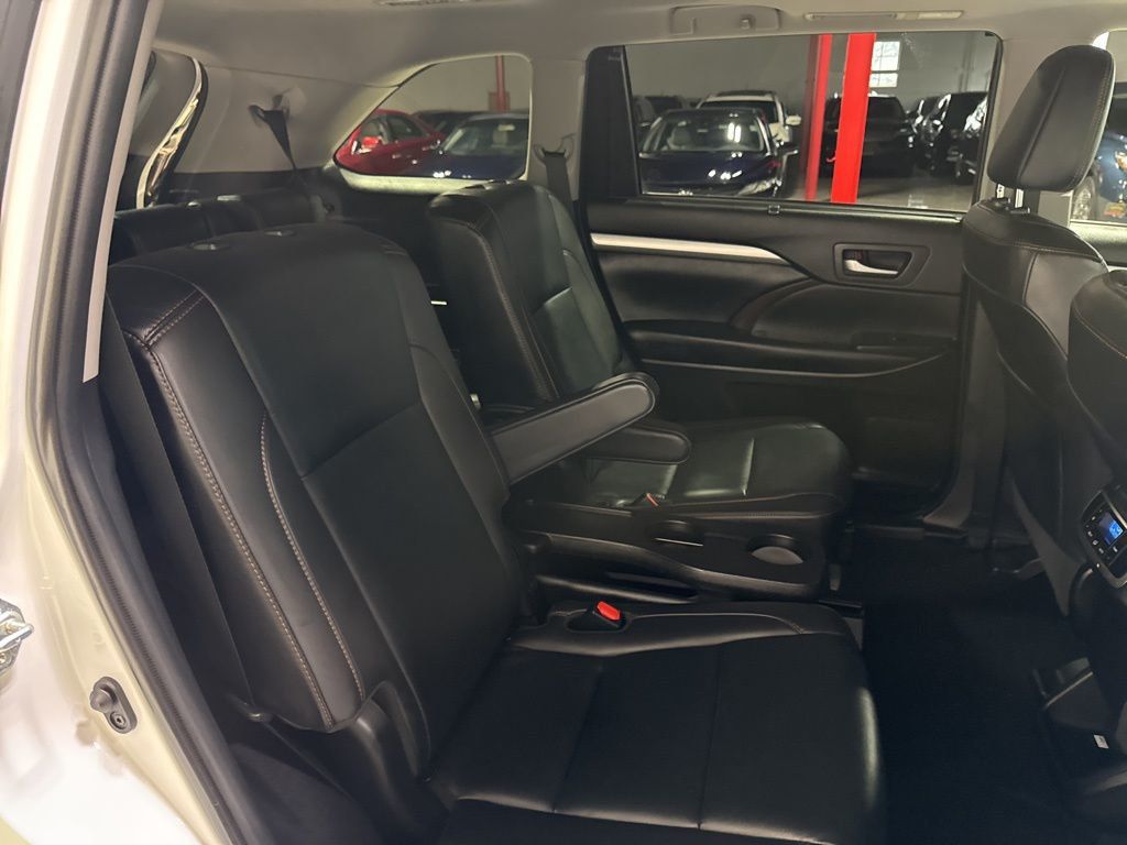 2019 Toyota Highlander XLE V6 AWD - 22994504 - 43