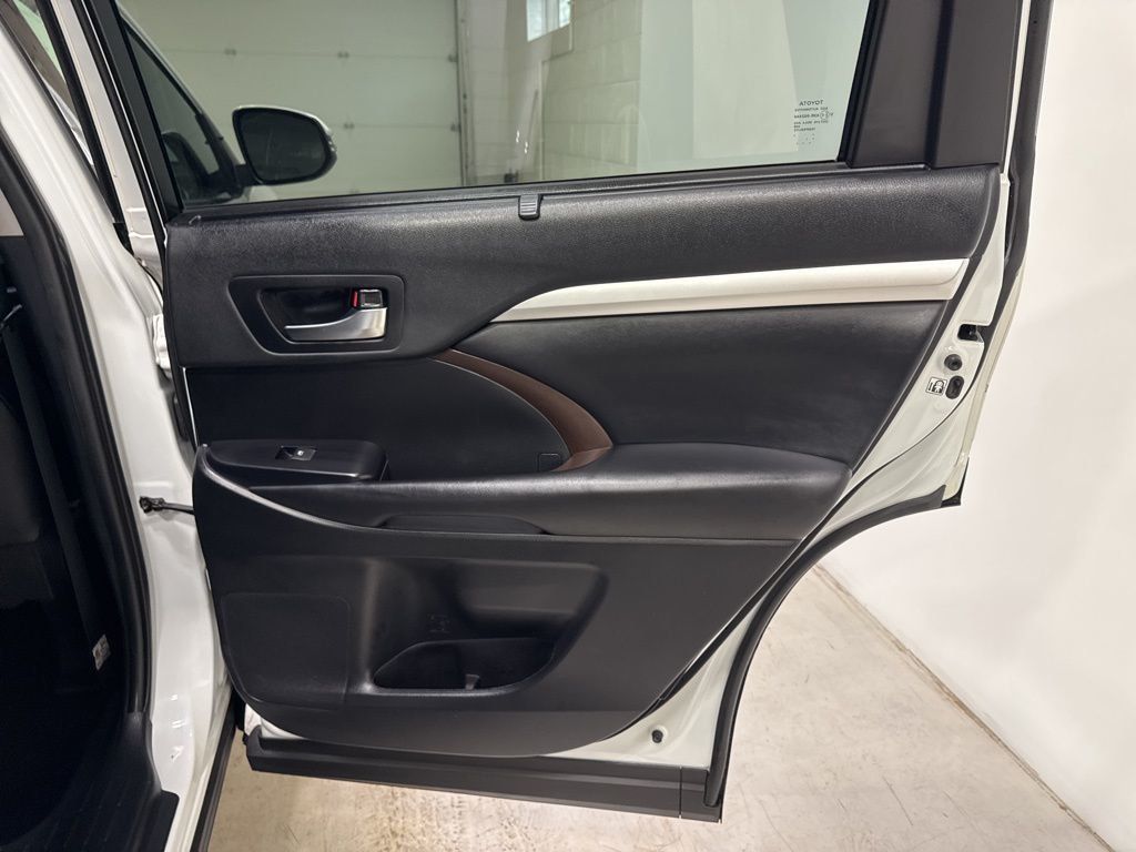 2019 Toyota Highlander XLE V6 AWD - 22994504 - 45