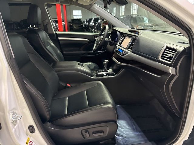 2019 Toyota Highlander XLE V6 AWD - 22994504 - 46