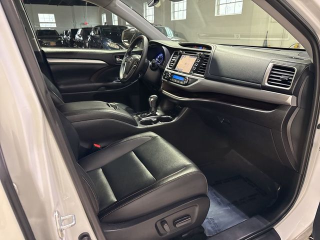 2019 Toyota Highlander XLE V6 AWD - 22994504 - 47