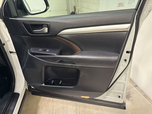 2019 Toyota Highlander XLE V6 AWD - 22994504 - 50