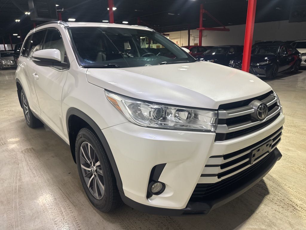 2019 Toyota Highlander XLE V6 AWD - 22994504 - 7