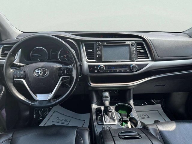 2019 Toyota Highlander XLE V6 AWD - 23049473 - 20