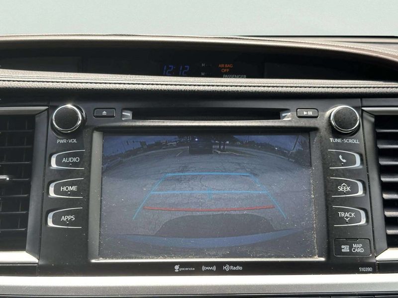 2019 Toyota Highlander XLE V6 AWD - 23049473 - 26