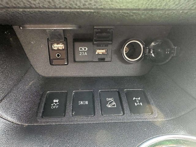 2019 Toyota Highlander XLE V6 AWD - 23049473 - 30