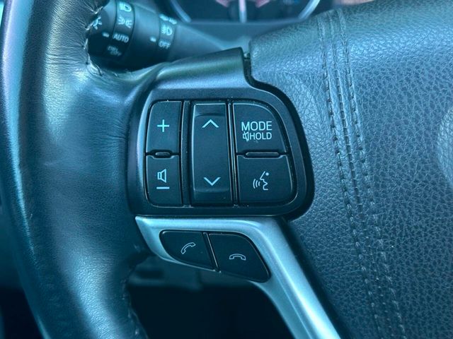 2019 Toyota Highlander XLE V6 AWD - 22958097 - 33