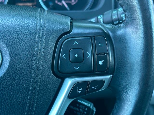 2019 Toyota Highlander XLE V6 AWD - 22958097 - 34